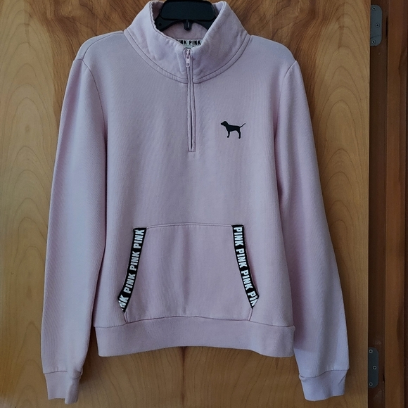 Pink brand sweatshirt - Picture 1 of 7